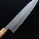 黑崎真 牛刀 210mm SG2粉末HSS鋼 櫻花鎚目