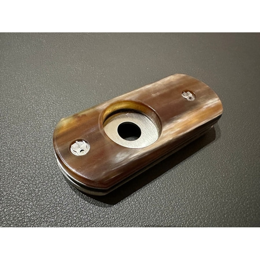 sa-3011c-5 SALADINI 頂級手工封口型孔洞口袋雪茄剪 白牛角/黑牛角/橄欖木共三款 雪茄剪 雪茄