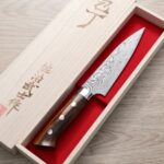 saji-p130-r2a-2 佐治武士 蔬果 130mm R2粉末鋼<br>大馬士革 沙漠鐵木柄