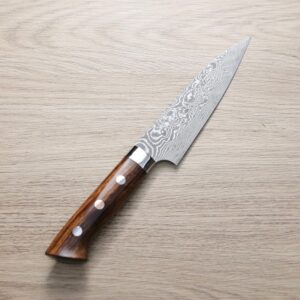 saji-p130-r2a 佐治武士 蔬果 130mm R2粉末鋼<br>大馬士革 沙漠鐵木柄